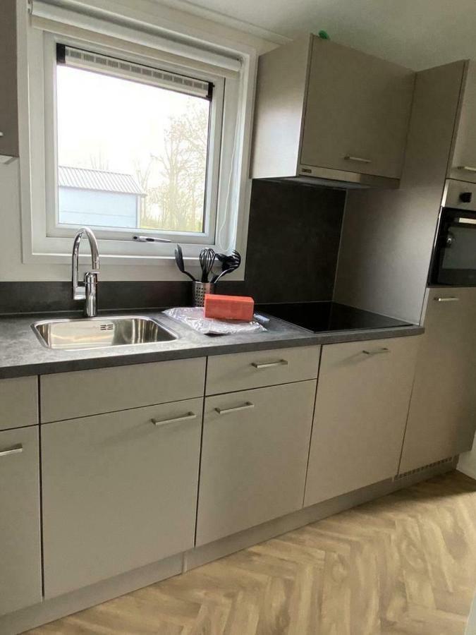 Luxe En Gezellig Chalet Aan Veluwemeer 4 Pers Hulshorst Eksteriør bilde