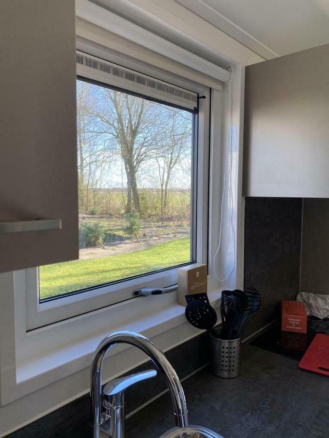 Luxe En Gezellig Chalet Aan Veluwemeer 4 Pers Hulshorst Eksteriør bilde